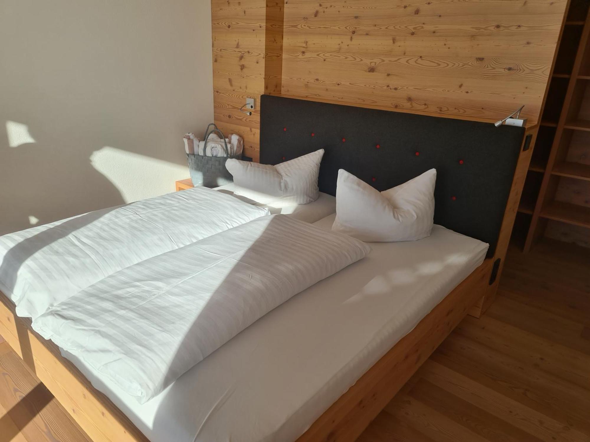 Apartment Panoramablick Gerlitzen Inkl Hotelanbindung Polling  Luaran gambar